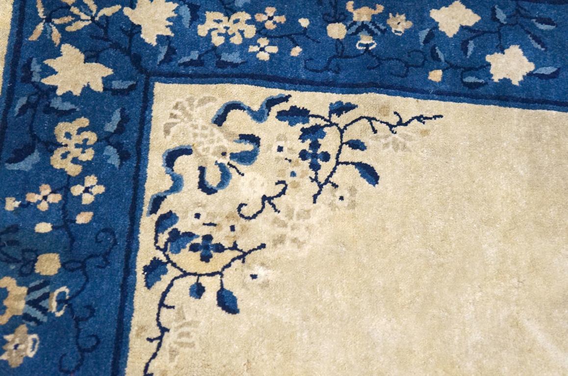 Début du 20ème siècle Tapis chinois ancien de Pékin de 1,80 m x 1,27 m en vente