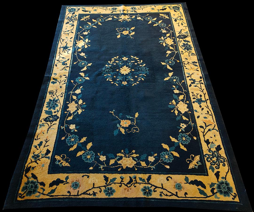 Hand-Knotted Early 20th Century Chinese Peking Carpet ( 5' x 7'9