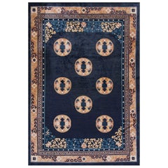 Tapis chinois antique de Pékin 6' 9" x 10'.