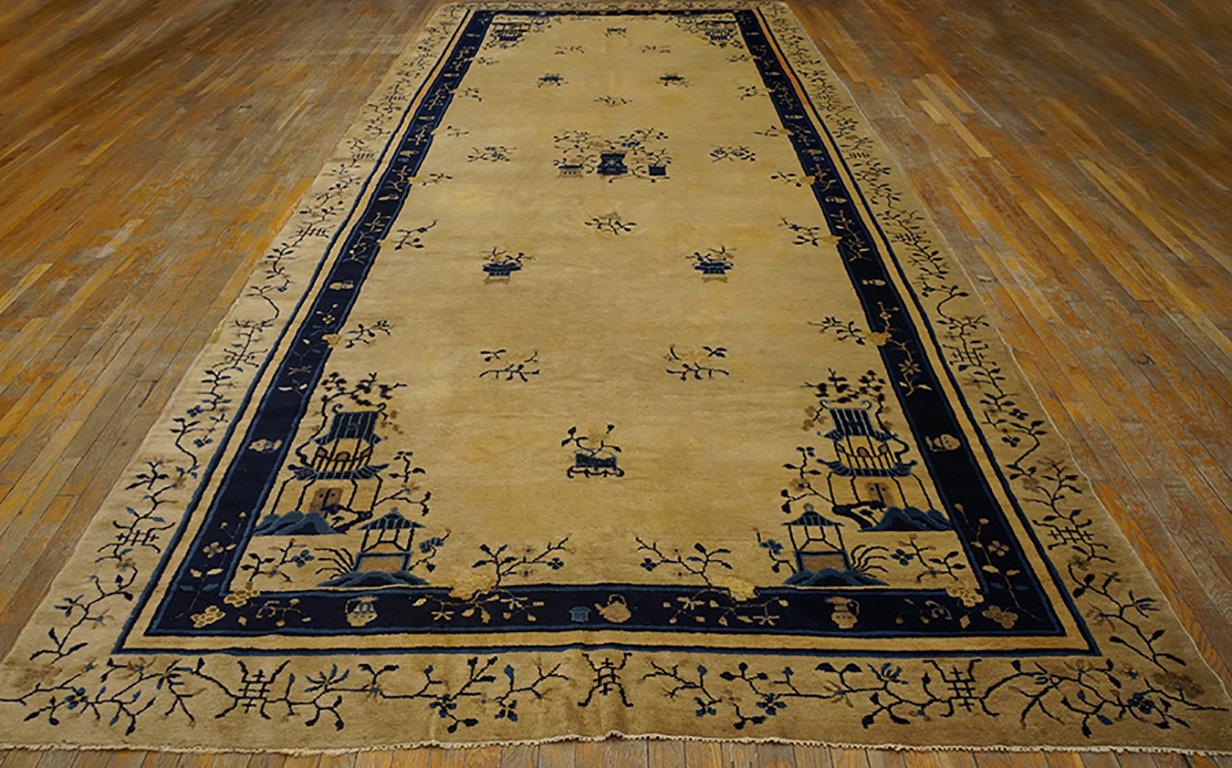Antique Chinese Peking rug, Size: 7'0