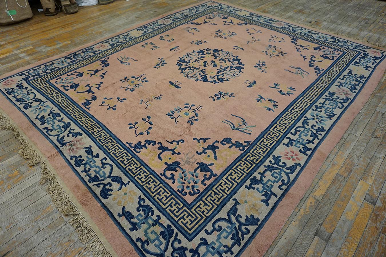 Chinesischer Pekinger Teppich des frühen 20. Jahrhunderts ( 8' x 10' - 245x 305 cm) (Handgeknüpft) im Angebot