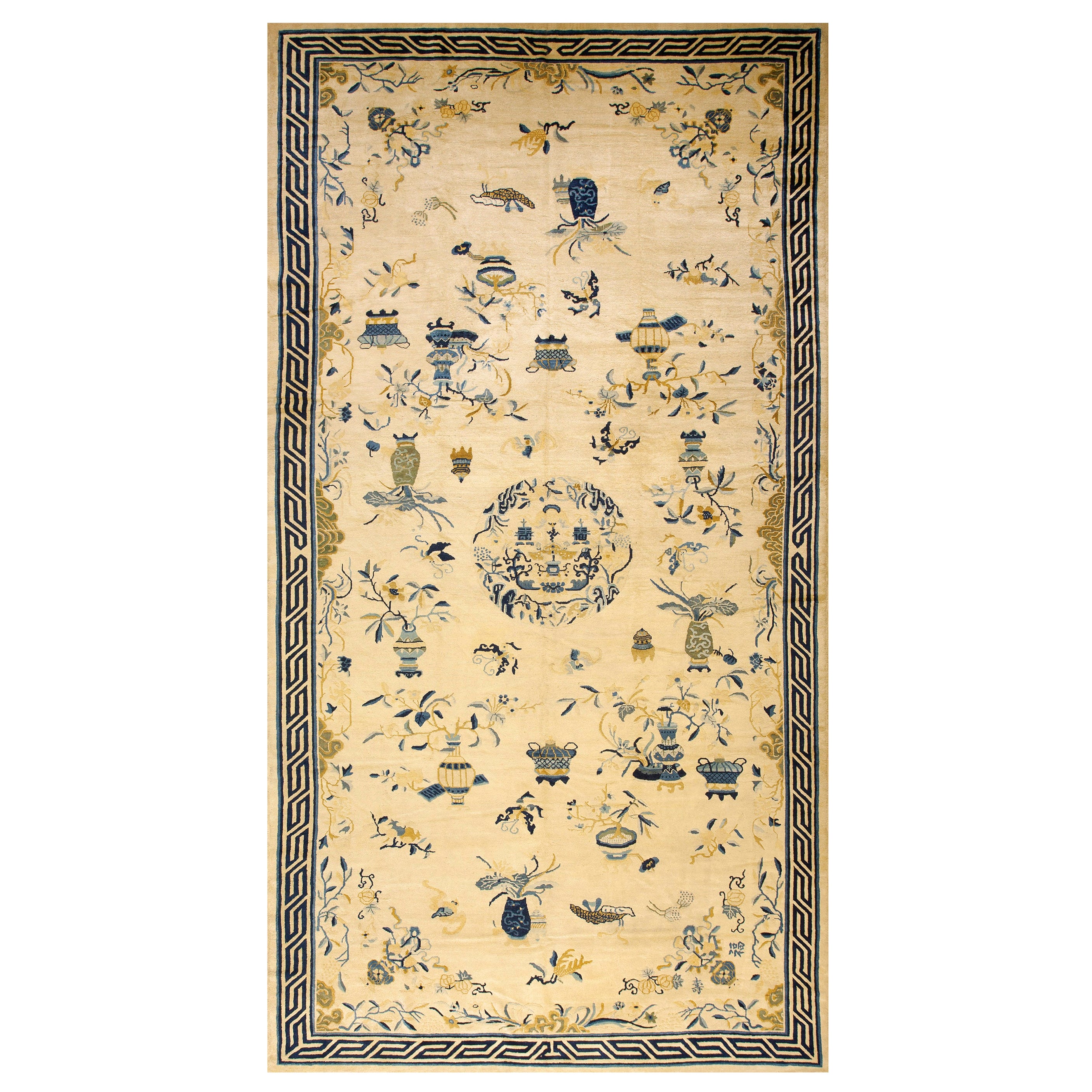 Tapis chinois ancien de Pékin de 8' 1""" x 15' 6""