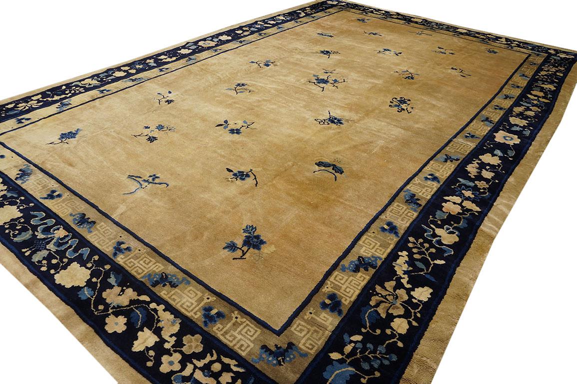 Hand-Knotted Early 20th Century Chinese Peking Carpet ( 8'10'' x 14' - 270 x 425 ) For Sale