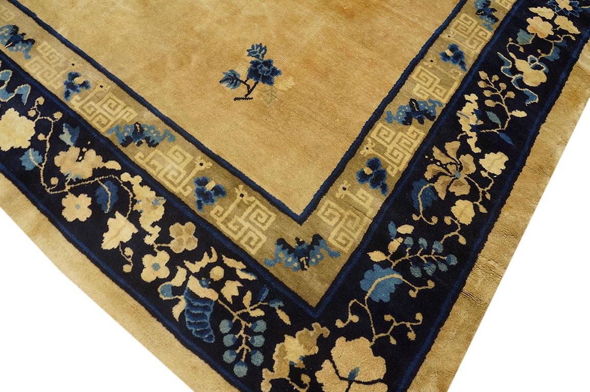 Early 20th Century Chinese Peking Carpet ( 8'10'' x 14' - 270 x 425 ) In Good Condition For Sale In New York, NY