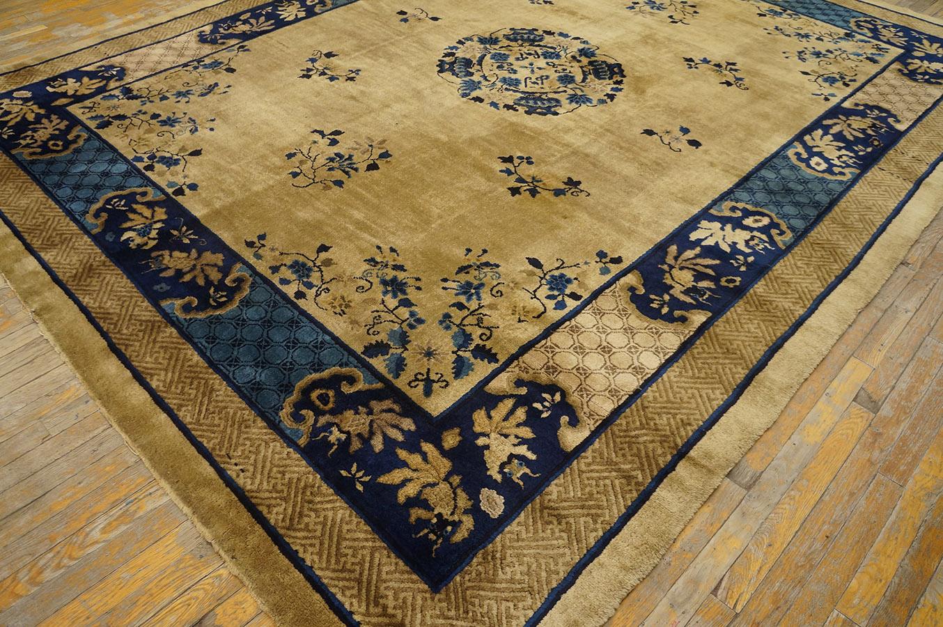 Annodato a mano Tappeto cinese di Pechino dei primi del Novecento ( 8'10'' x 11'5'' - 270 x 348 ) in vendita