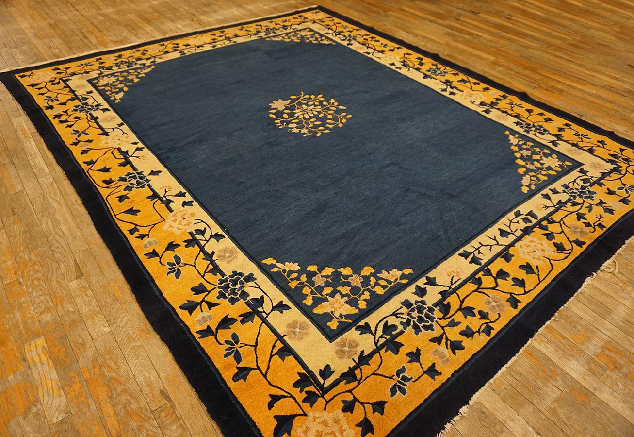 Tapis chinois de Pékin du début du 20ème siècle ( 8'2'' x 9'8'' - 250 x 295 ) en vente 4