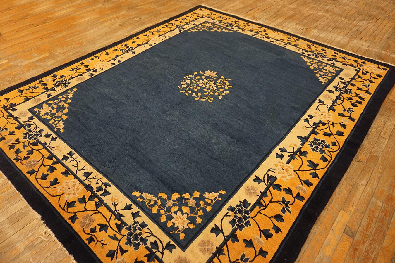 Noué à la main Tapis chinois de Pékin du début du 20ème siècle ( 8'2'' x 9'8'' - 250 x 295 ) en vente