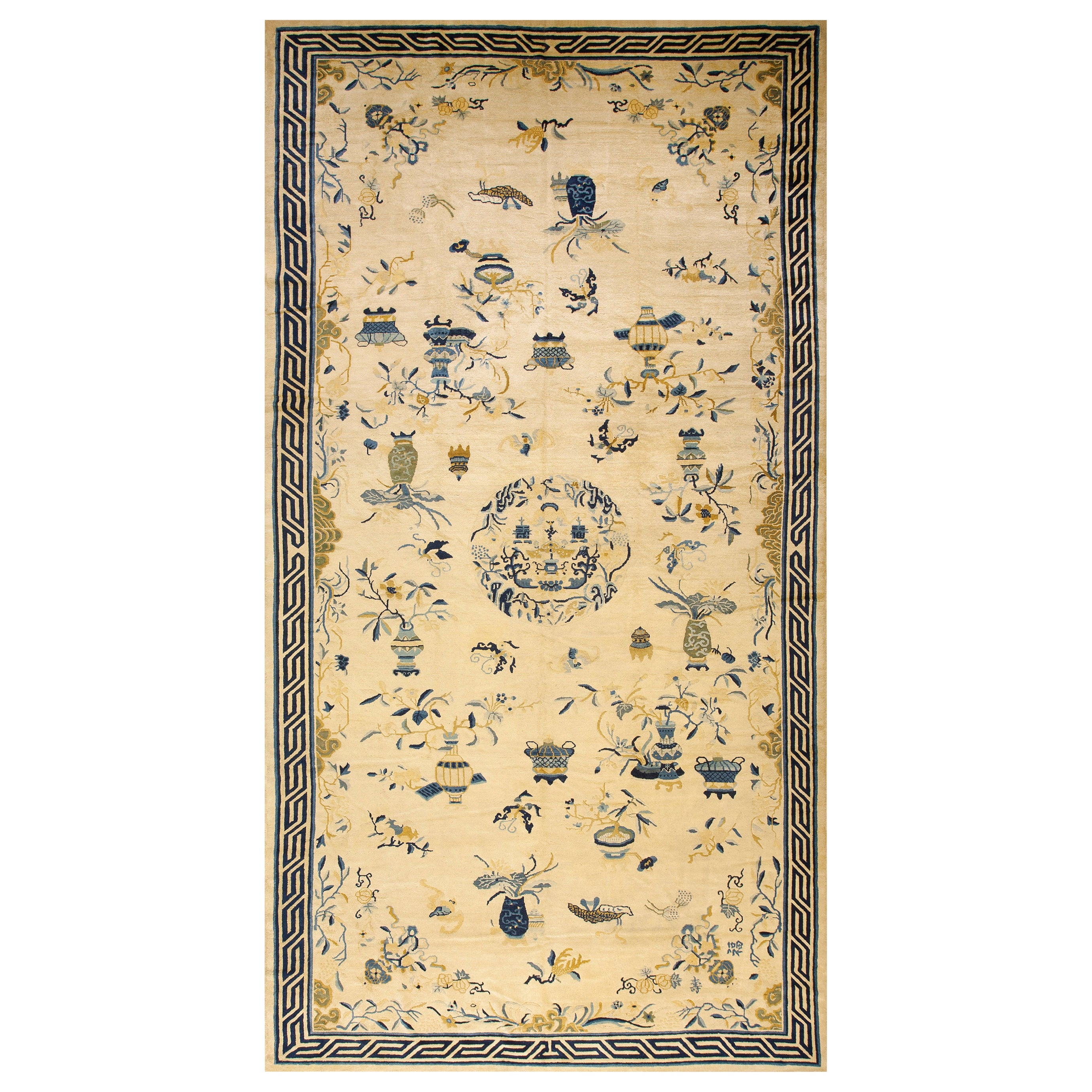 Tapis chinois ancien de Pékin de 8'1""" x 15'6""