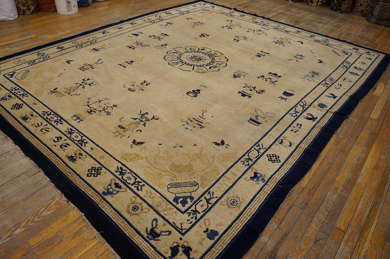 Antico tappeto cinese di Pechino, dimensioni: 9' 0'' x11' 4''.