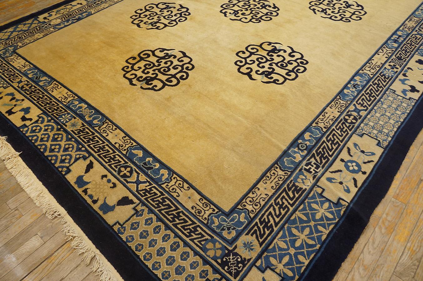 Wool 19th Century Chinese Peking Carpet ( 9' x 11'8'' - 275 x 355 ) For Sale
