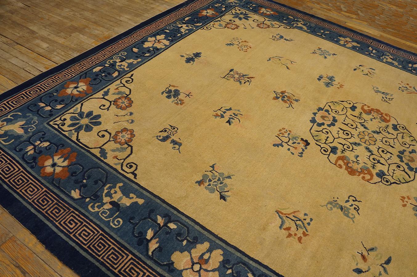 Early 20th  Century Chinese Peking Carpet ( 9' x 11'7'' - 275 x 355 ) For Sale 2