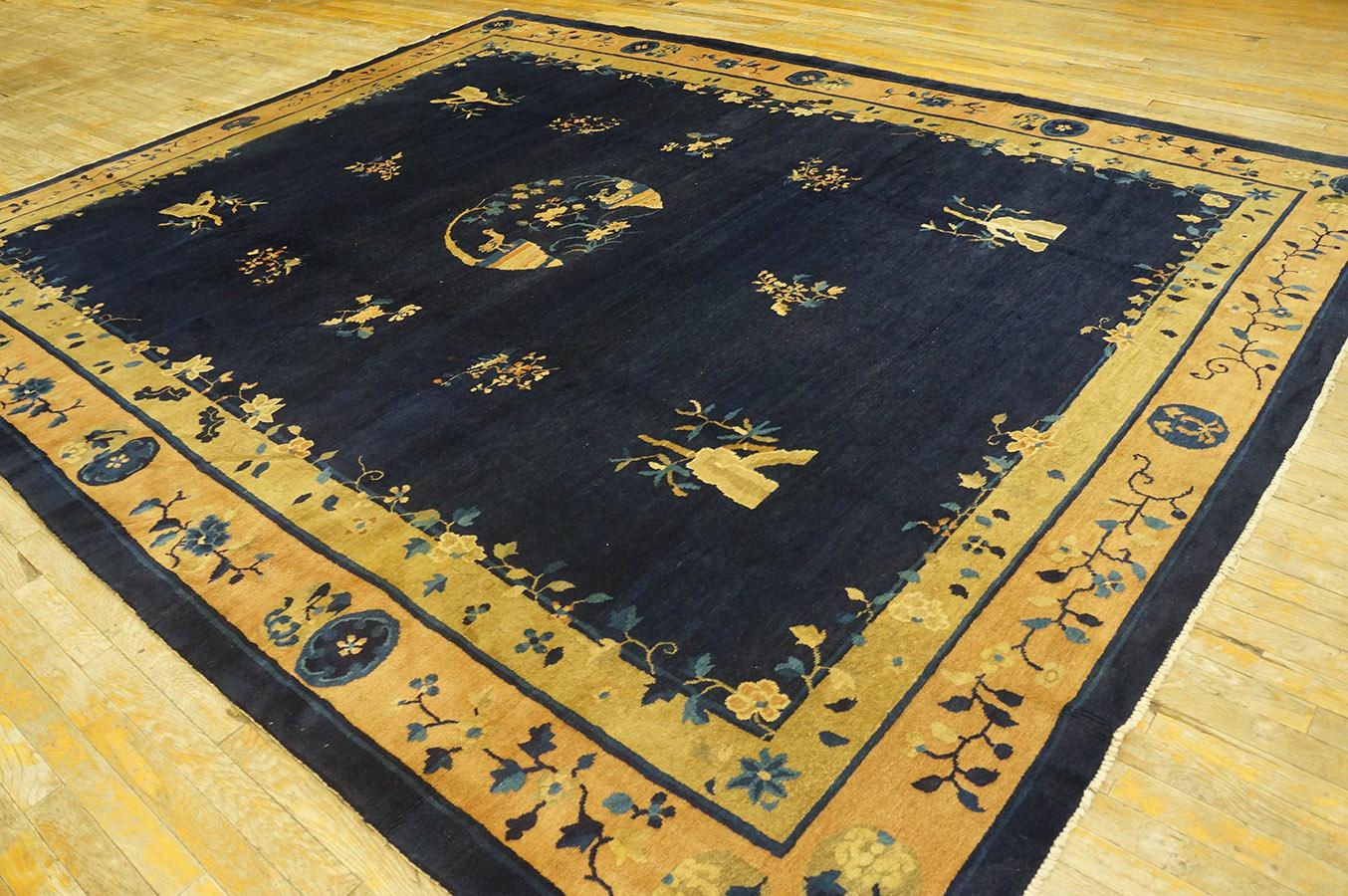 Tapis chinois de Pékin du début du 20e siècle ( 9' 2'' x 11' 7'' - 280 x 353 cm) Bon état - En vente à New York, NY