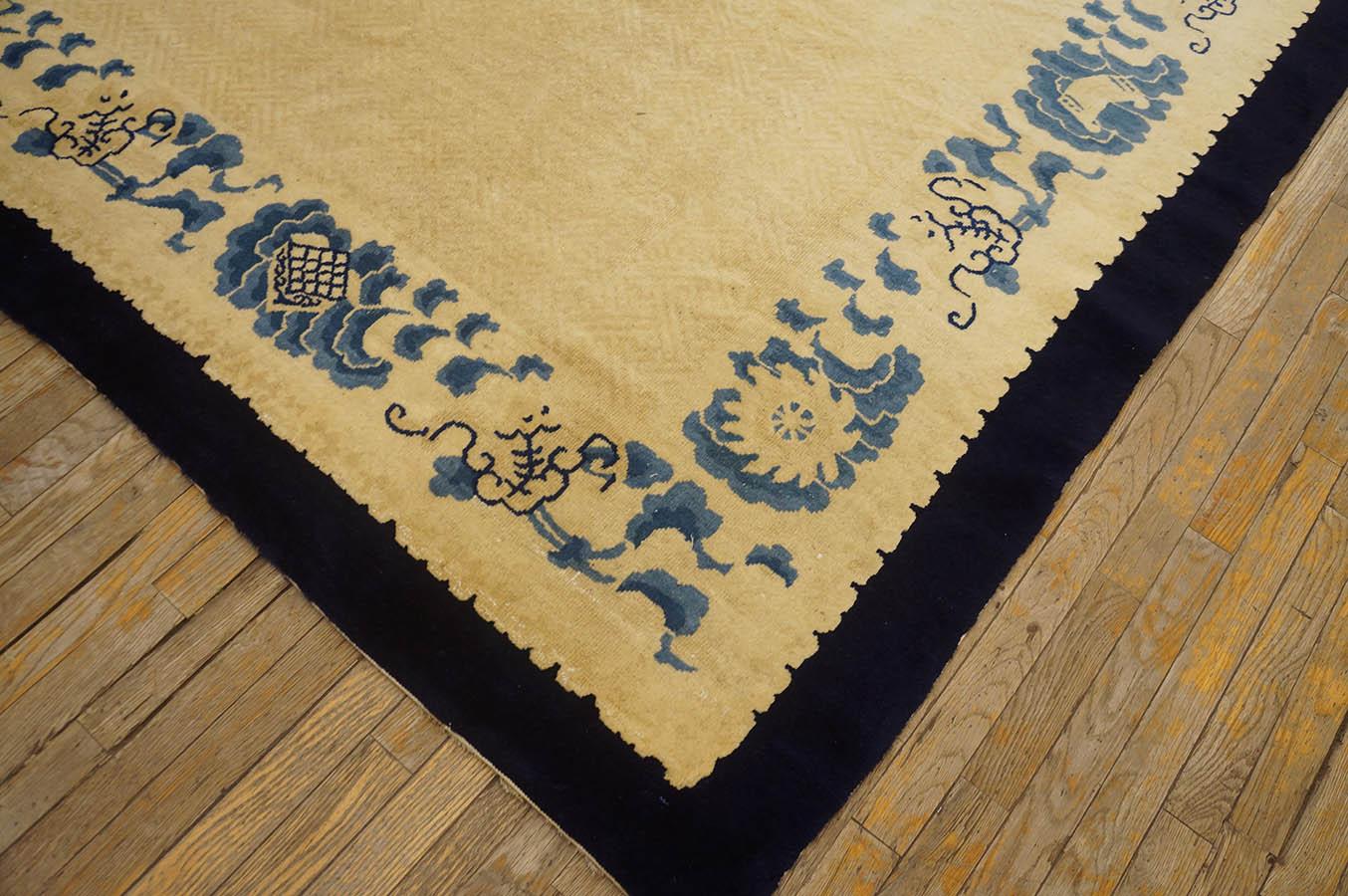 19th Century Chinese Peking Carpet ( 9'2'' x 11'8'' - 280 x 355 ) For Sale 1