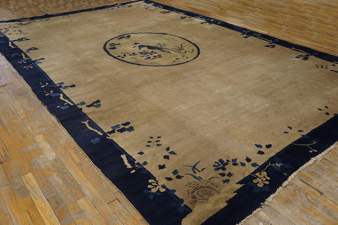 Early 20th Century Chinese Peking Carpet ( 9'3'' x 14'3'' - 282 x 435 ) In Good Condition For Sale In New York, NY