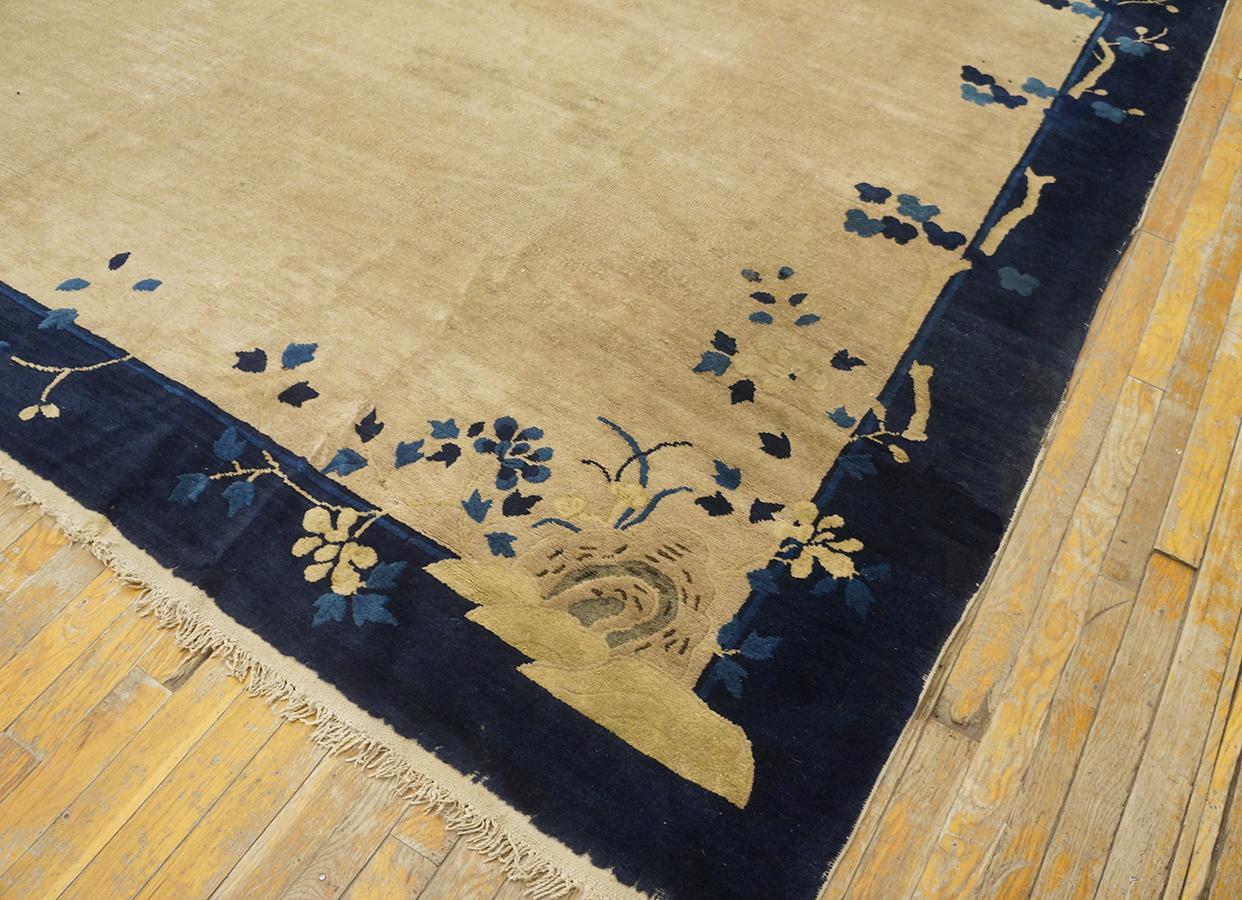 Early 20th Century Chinese Peking Carpet ( 9'3'' x 14'3'' - 282 x 435 ) For Sale 3