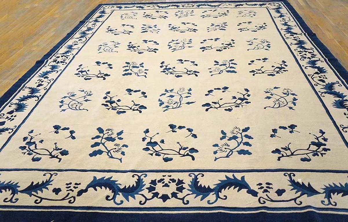 Antique Chinese Peking rug. Size: 9'2