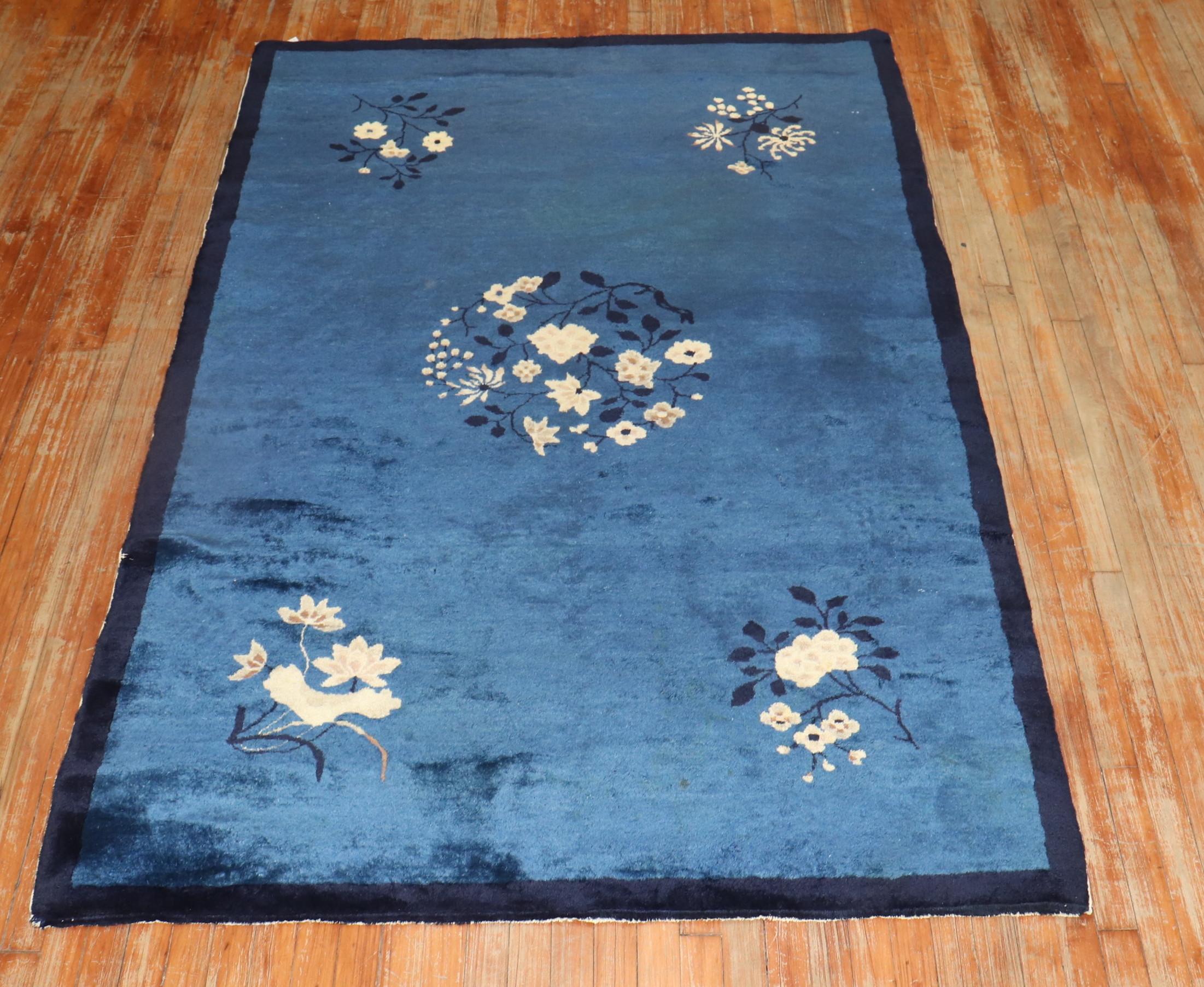 Antiker chinesischer Pekinger Teppich (Minimalistisch) im Angebot