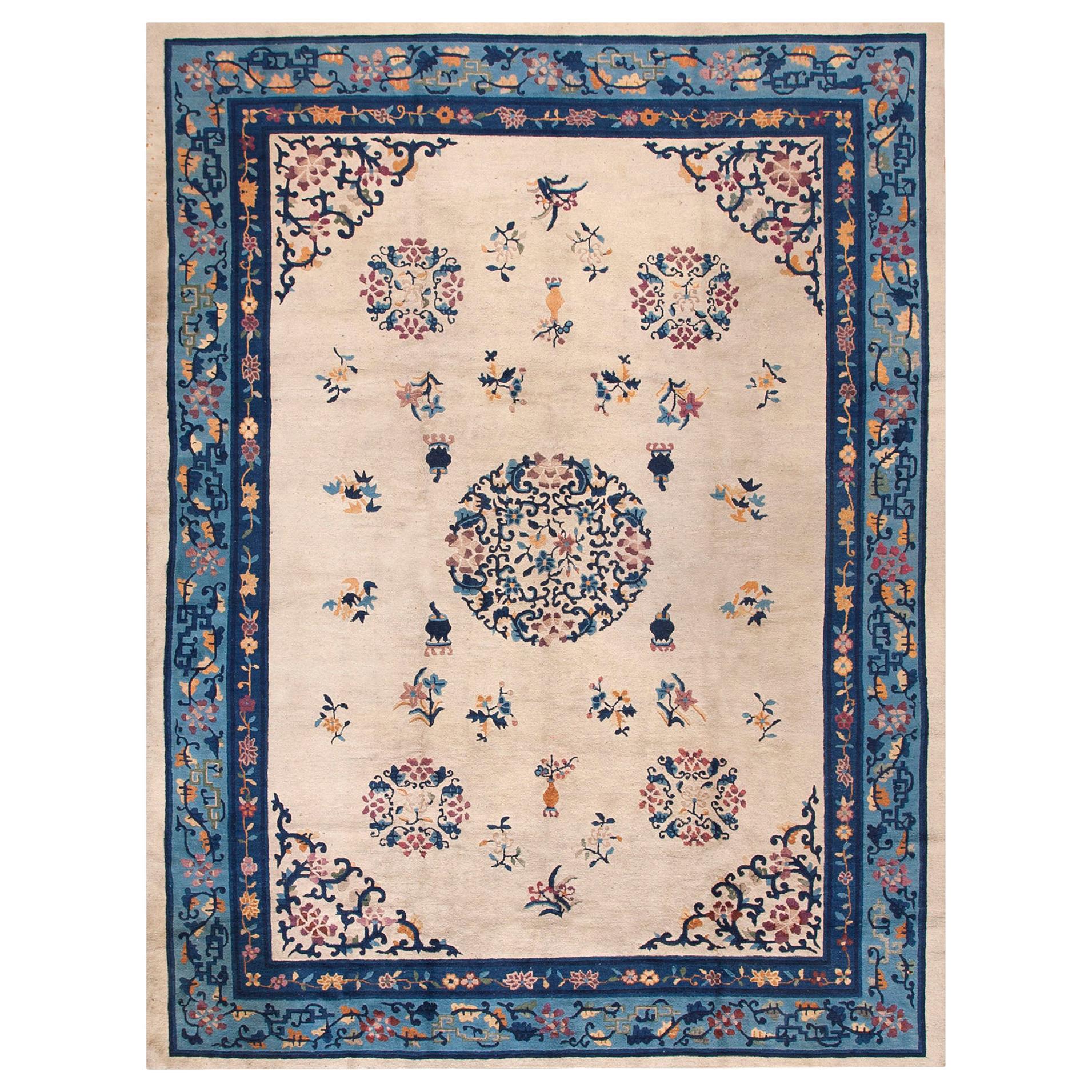 Tapis chinois ancien de Pékin de 20,3 m x 25,4 m  en vente