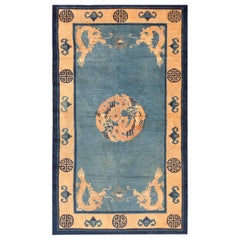 Tapis chinois de la fin du 19e siècle avec dragon de Pékin ( 4'2" x 7' - 127 x 213 )