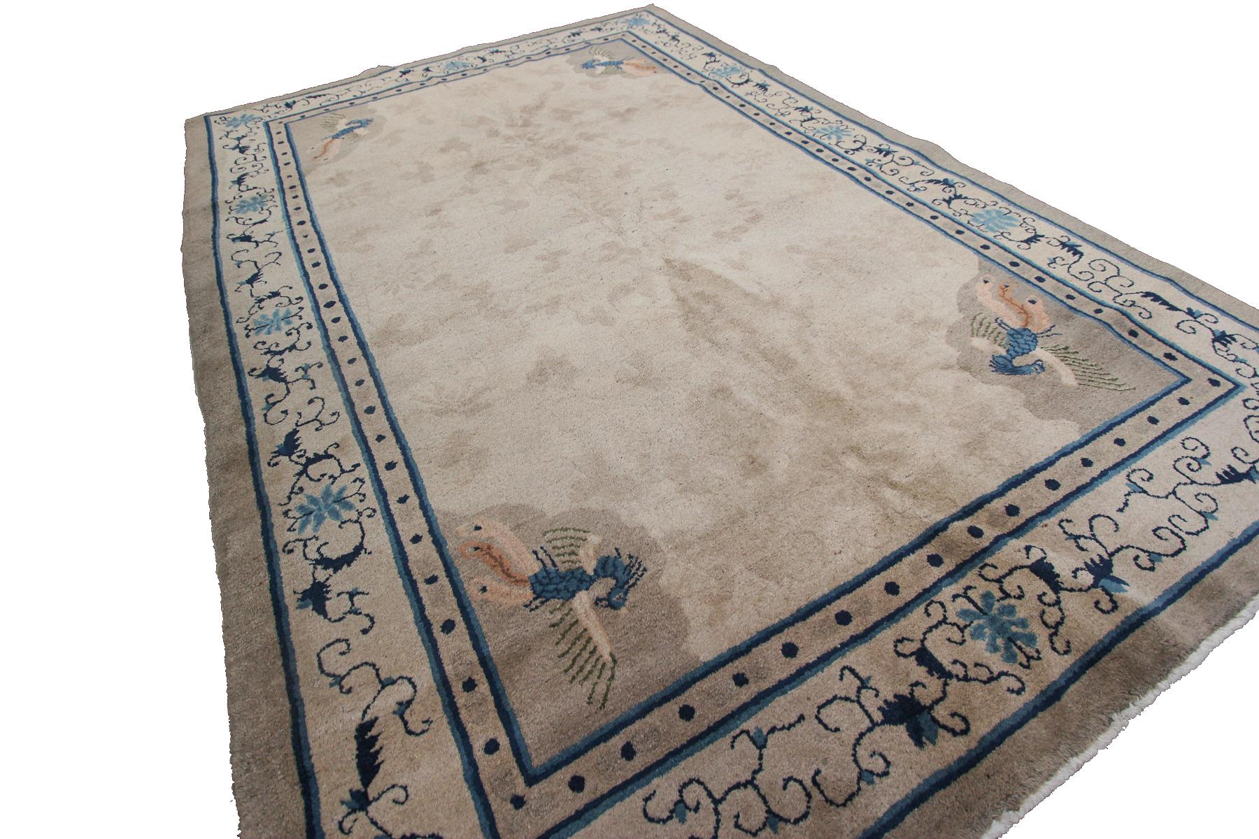 Antico tappeto cinese Peking Peacock Beige 6x9 Antico tappeto Art Deco 1900 In condizioni ottime in vendita a New York, NY