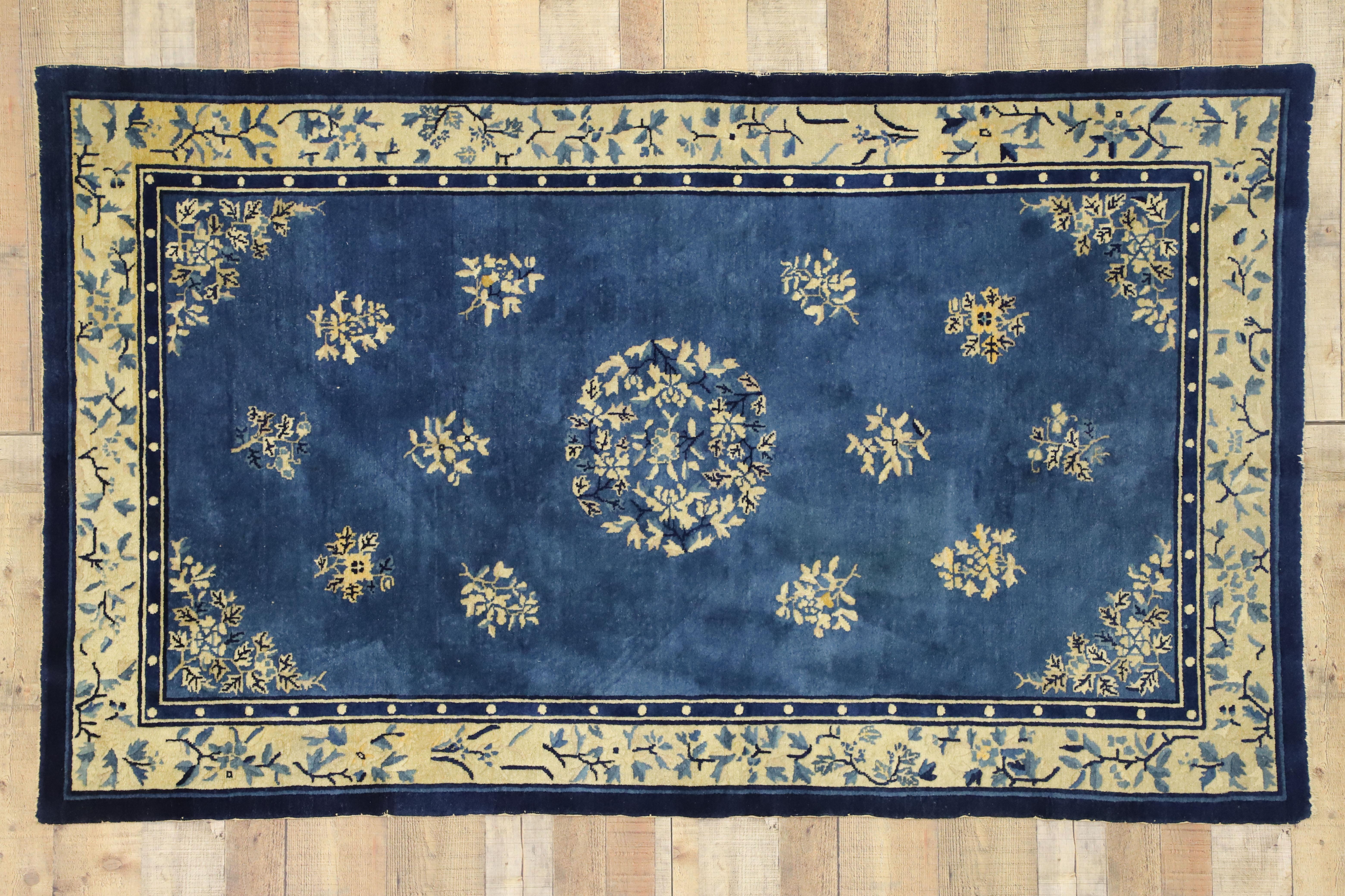 Antique Chinese Peking Rug with Romantic Chinoiserie Chic Style For Sale 3