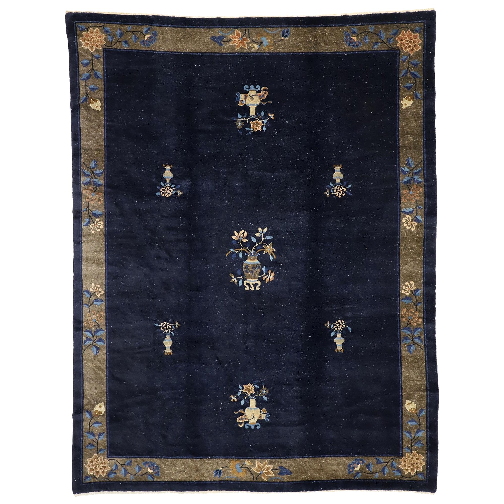 Antique Chinese Peking Rug with Traditional Chinoiserie Style For Sale