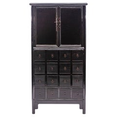 Ancienne armoire de pharmacie chinoise, laque noire, vers 1860-1880