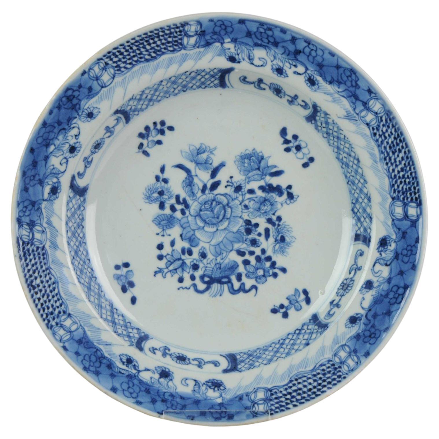 Antique Chinese Plate Flowers Porcelain Qing Dynasty China Qianlong, 1750 For Sale