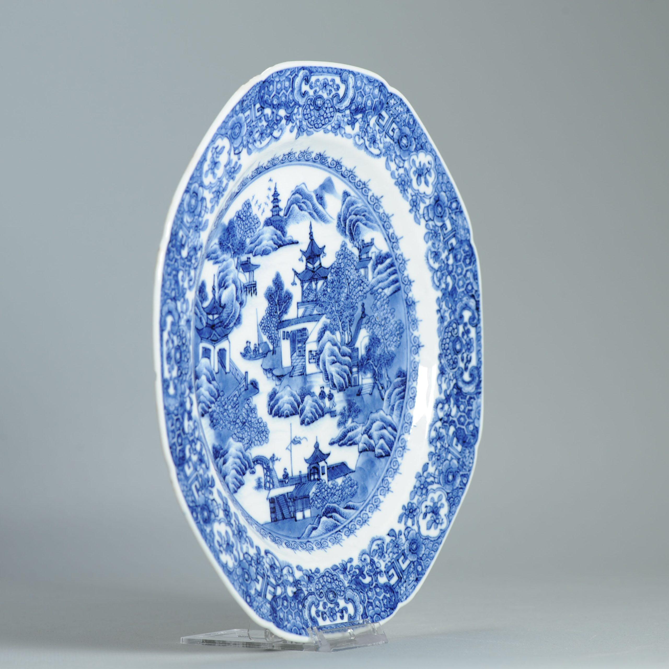 Antiker chinesischer Teller - Qianlong 1750 - Blumen - Porzellan Qing-Dynastie China im Angebot 2