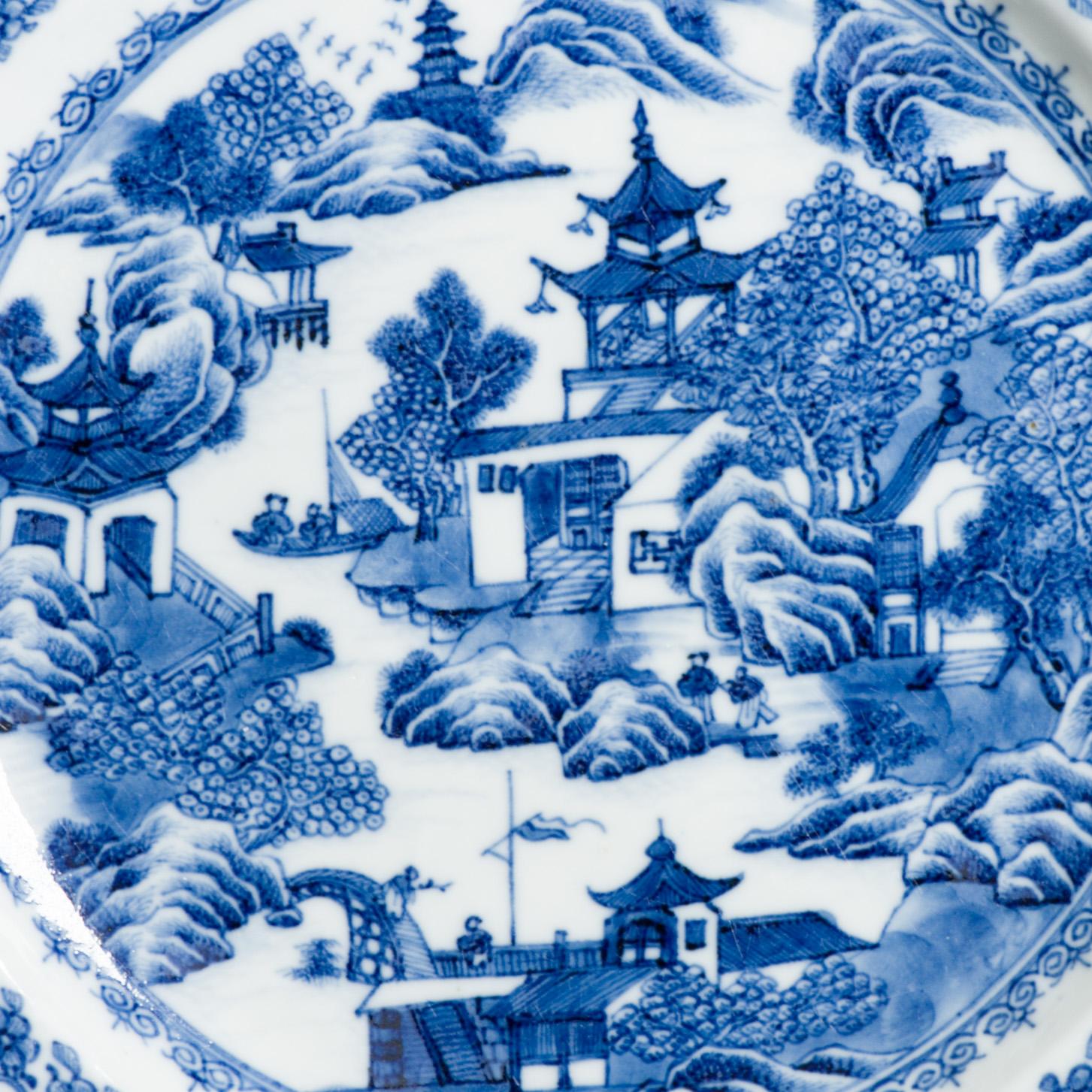 Antiker chinesischer Teller - Qianlong 1750 - Blumen - Porzellan Qing-Dynastie China im Angebot 3