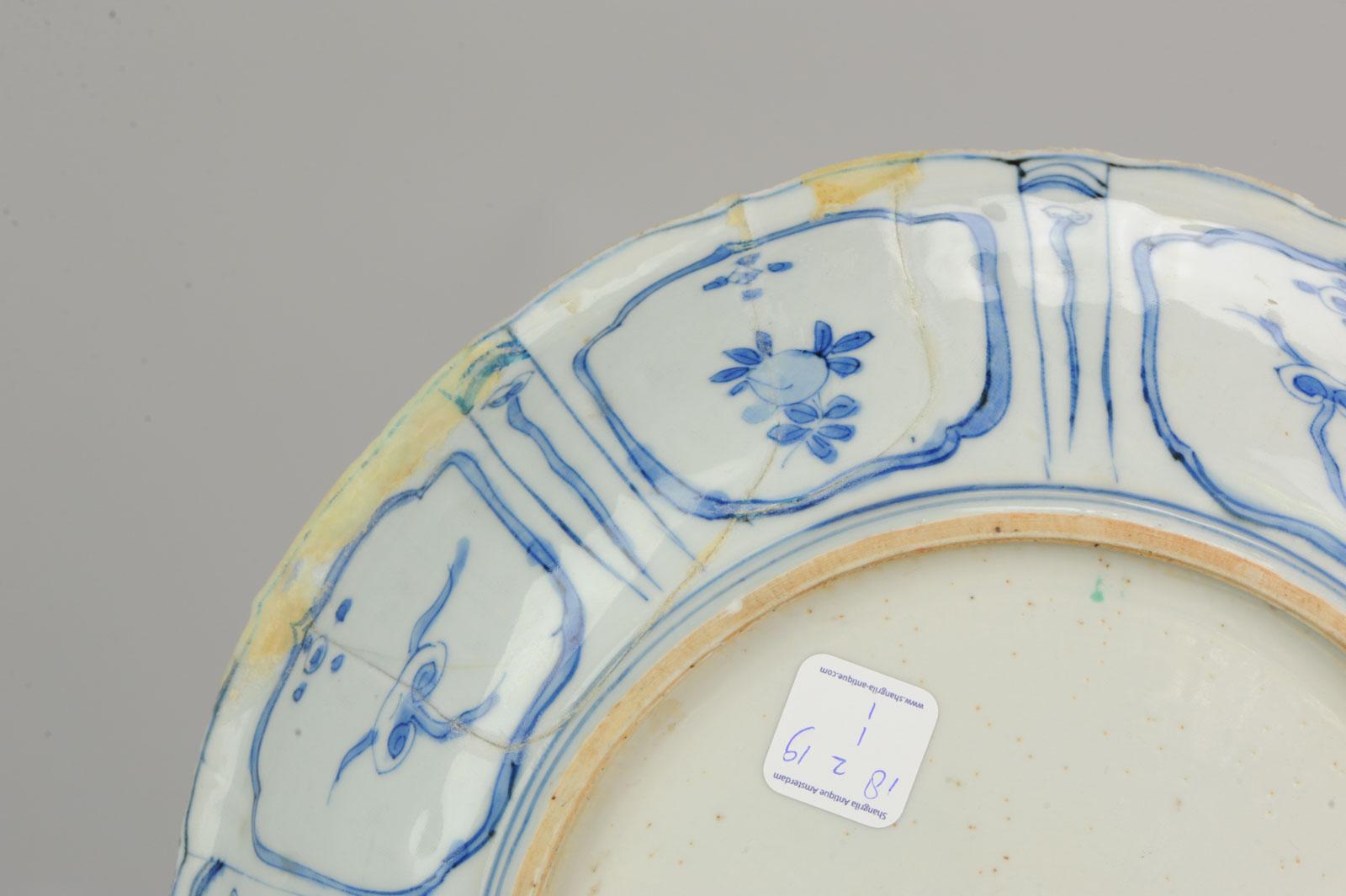 18th Century and Earlier Antique Chinese Porcelain Wanli Kraak porcelain Plate Literatus