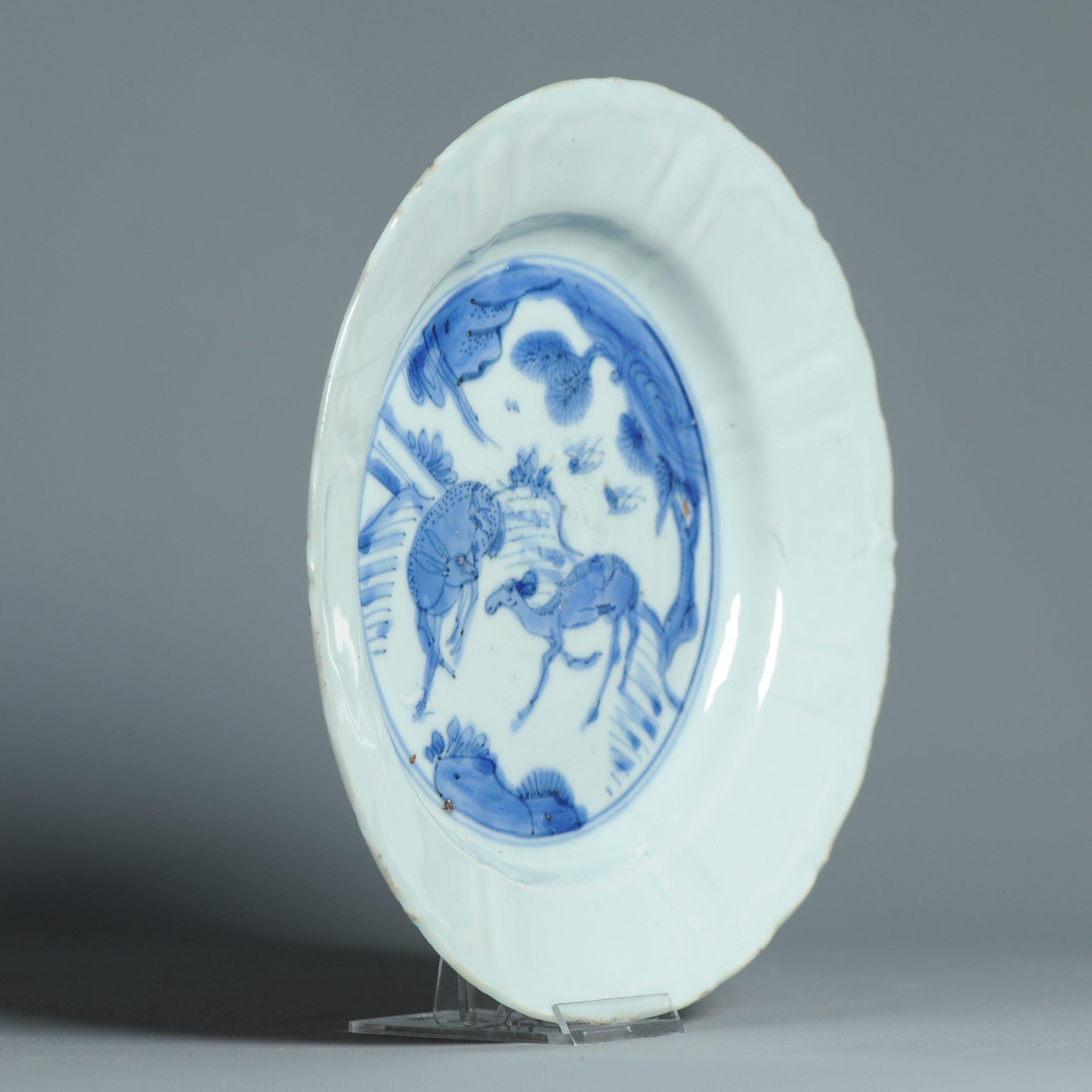 Ancienne Porcelaine Chinoise 17C Porcelaine Ming Transitional Deer Pine Sun Plate en vente 5