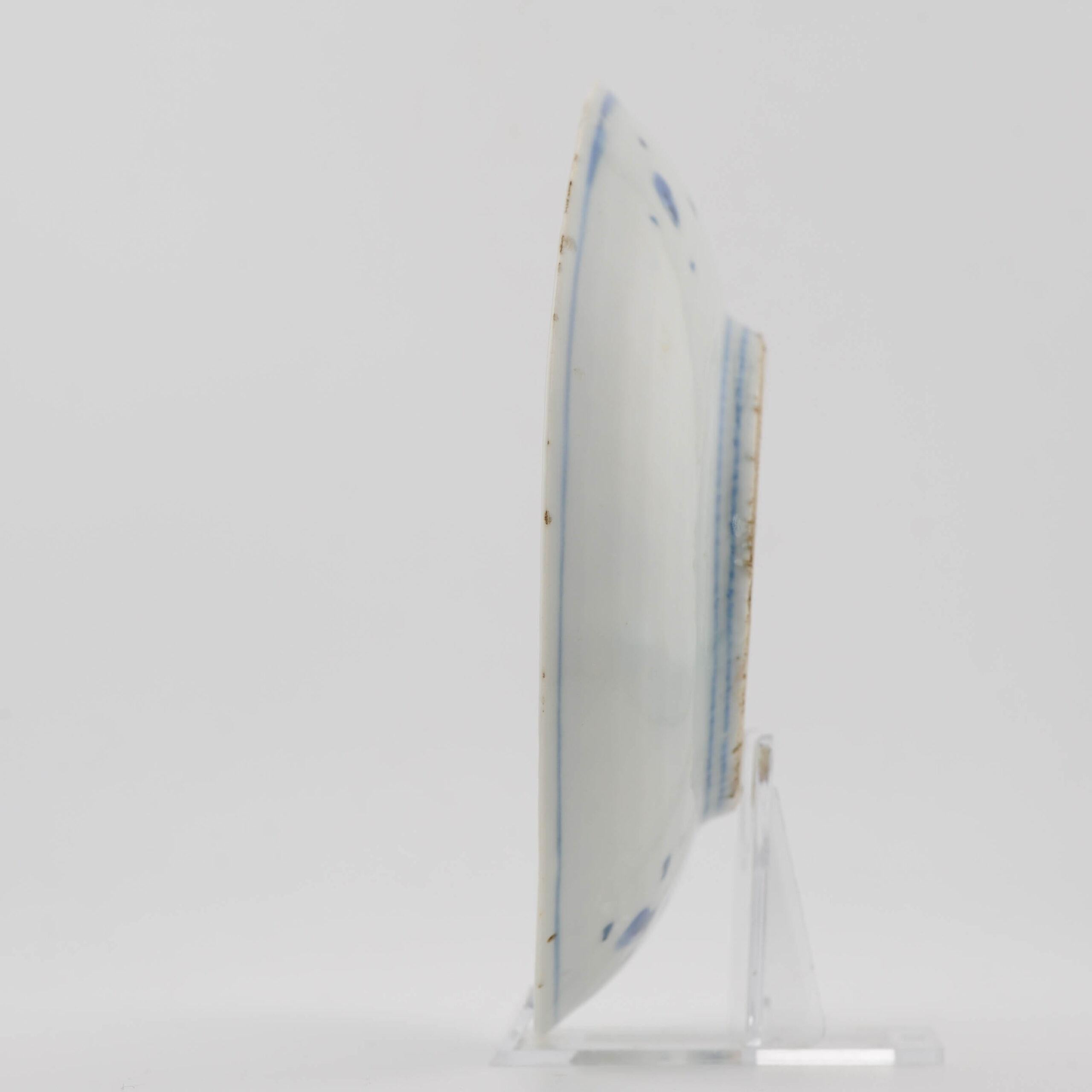 Plat chinois ancien du 17ème siècle de la période Ming, garçons et oiseaux en vente 8