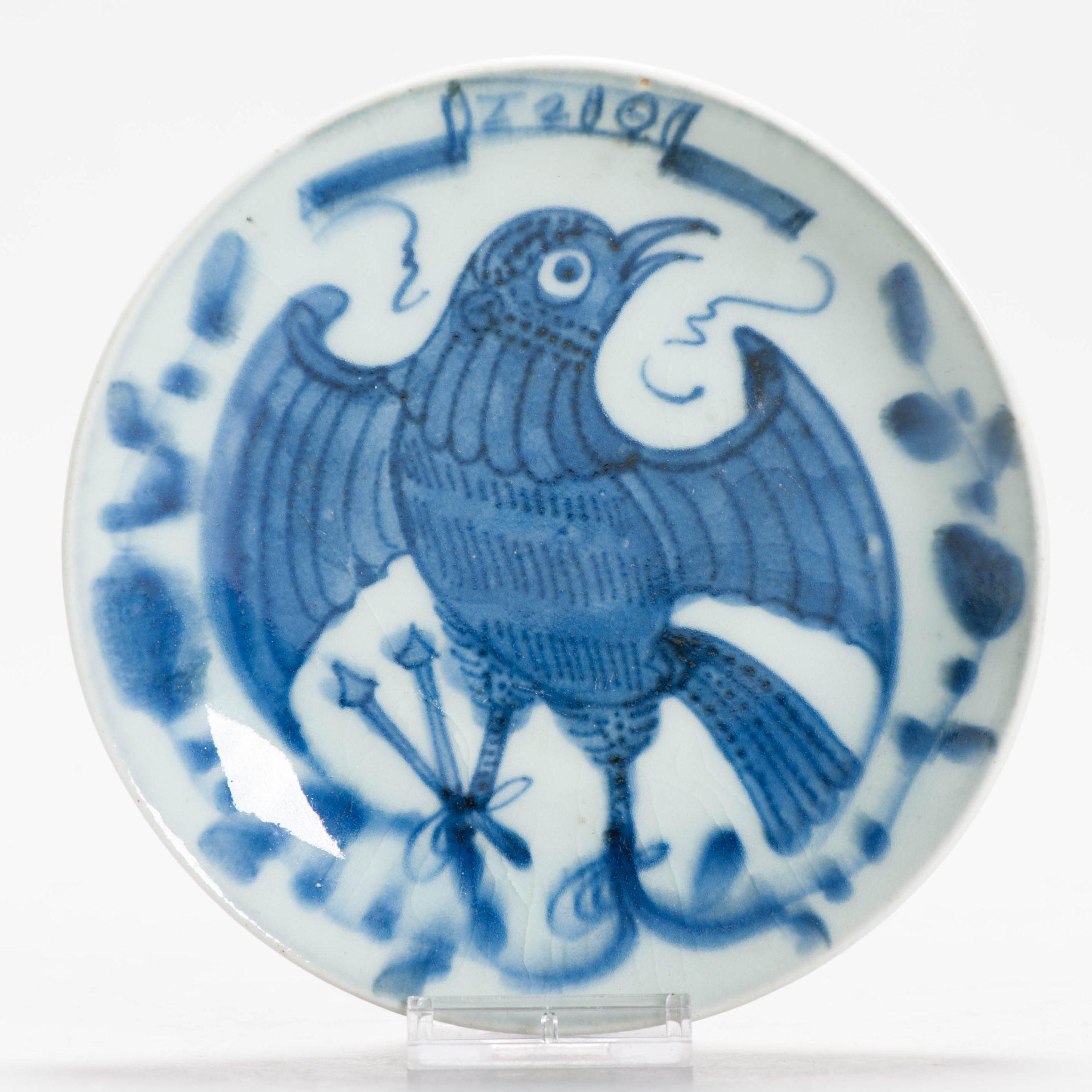 Antique Chinese Porcelain 19th century Chine de commande Dish Eagle History For Sale 5