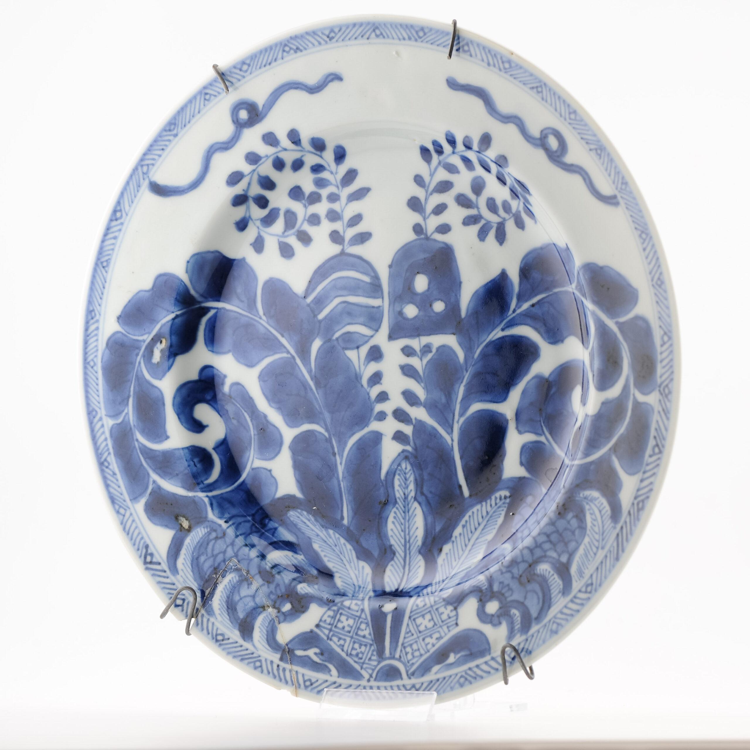 Antique Chinese Porcelain Armorial Plate VAN BLEIJSWIJK ARMS Tropical For Sale 15