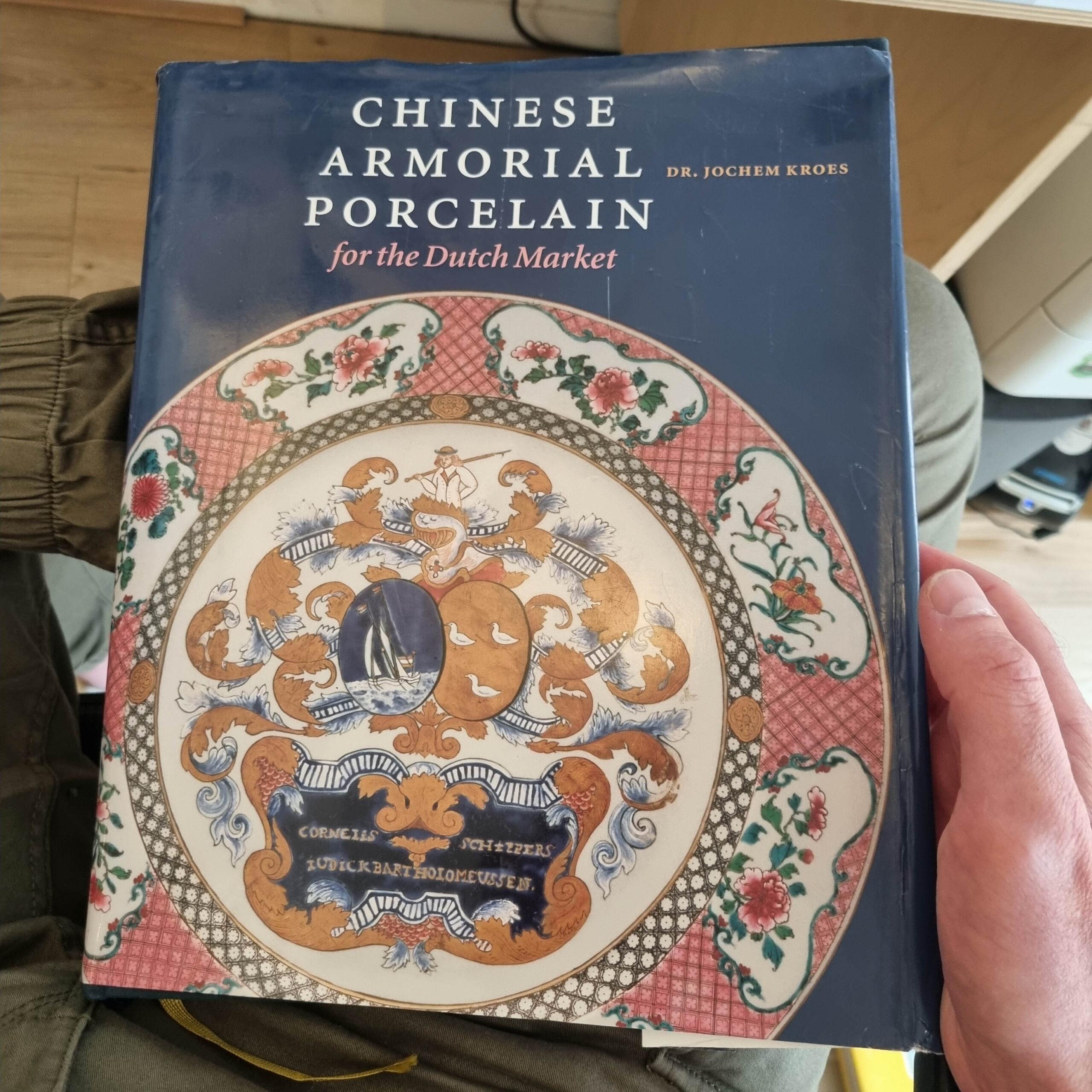 Antique Chinese Porcelain Armorial Plate VAN BLEIJSWIJK ARMS Tropical For Sale 4