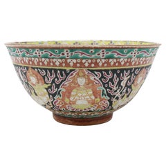 Bol Bencharong en porcelaine chinoise ancienne pour le marché thaïlandais, 18e siècle.