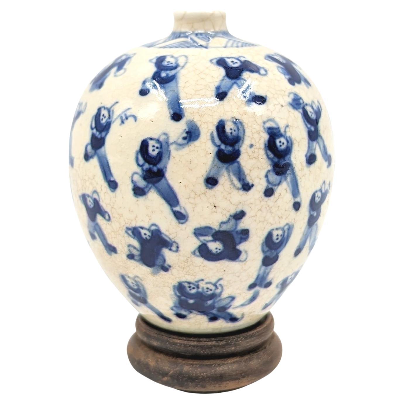 Antique Chinese Porcelain Blue & White Crackle Glaze 100 Boys Snuff Bottle Vase
