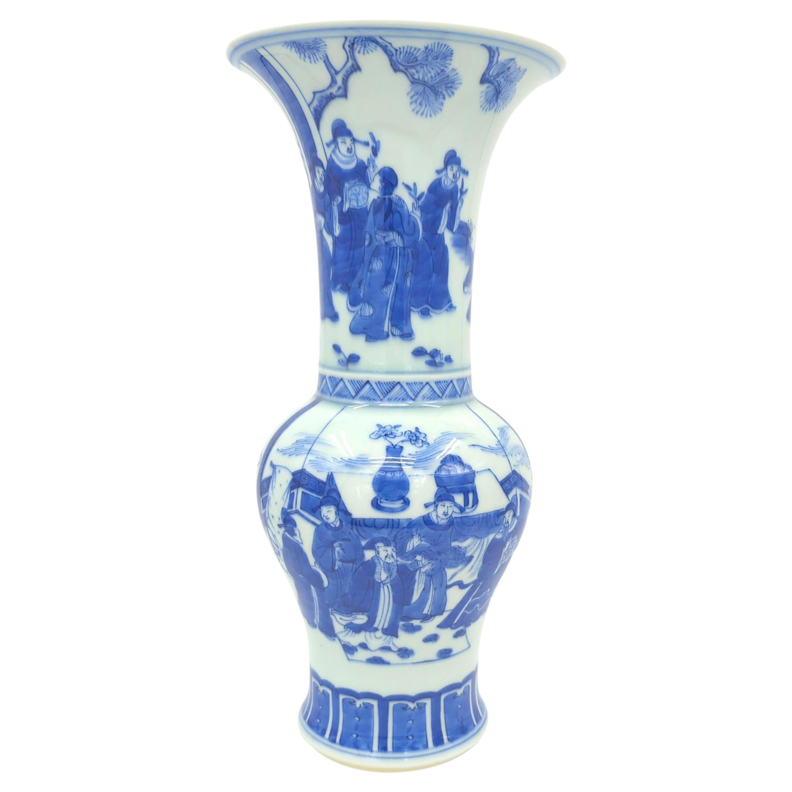 Antique Chinese Porcelain Blue & White Figural Gu Vase Late Qing R.O.C. 19/20c For Sale 3