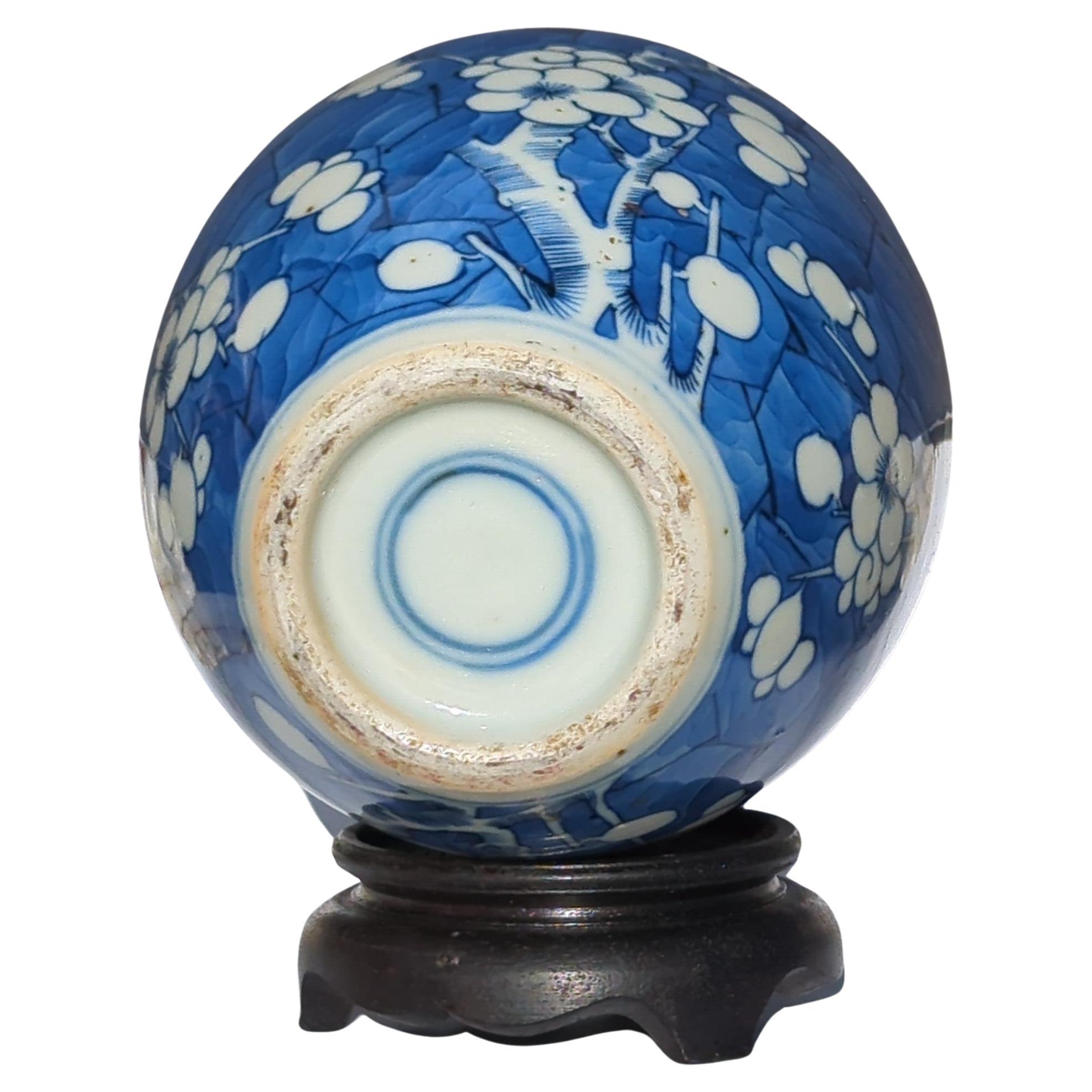 Antique Chinese Porcelain Blue White Hawthorn Prunus Ginger Jar Qing Kangxi 18c  For Sale 6