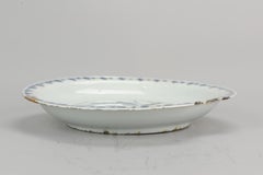Antique Chinese Porcelain China Plate Attendant and Scholar, ca 1600-1640