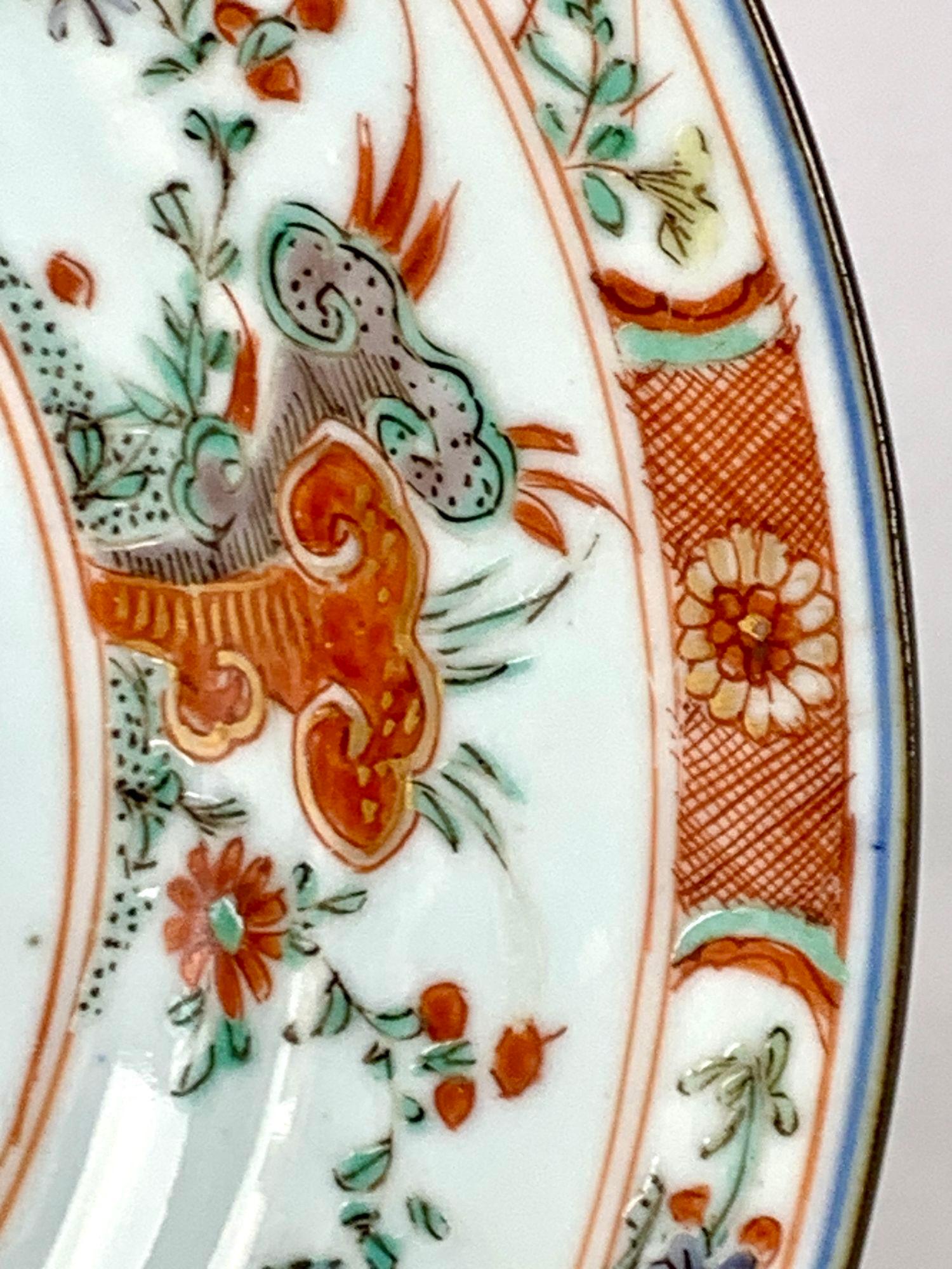 Antique Chinese Export Porcelain Dish 18th Century Qianlong Era Circa 1760 For Sale 3
