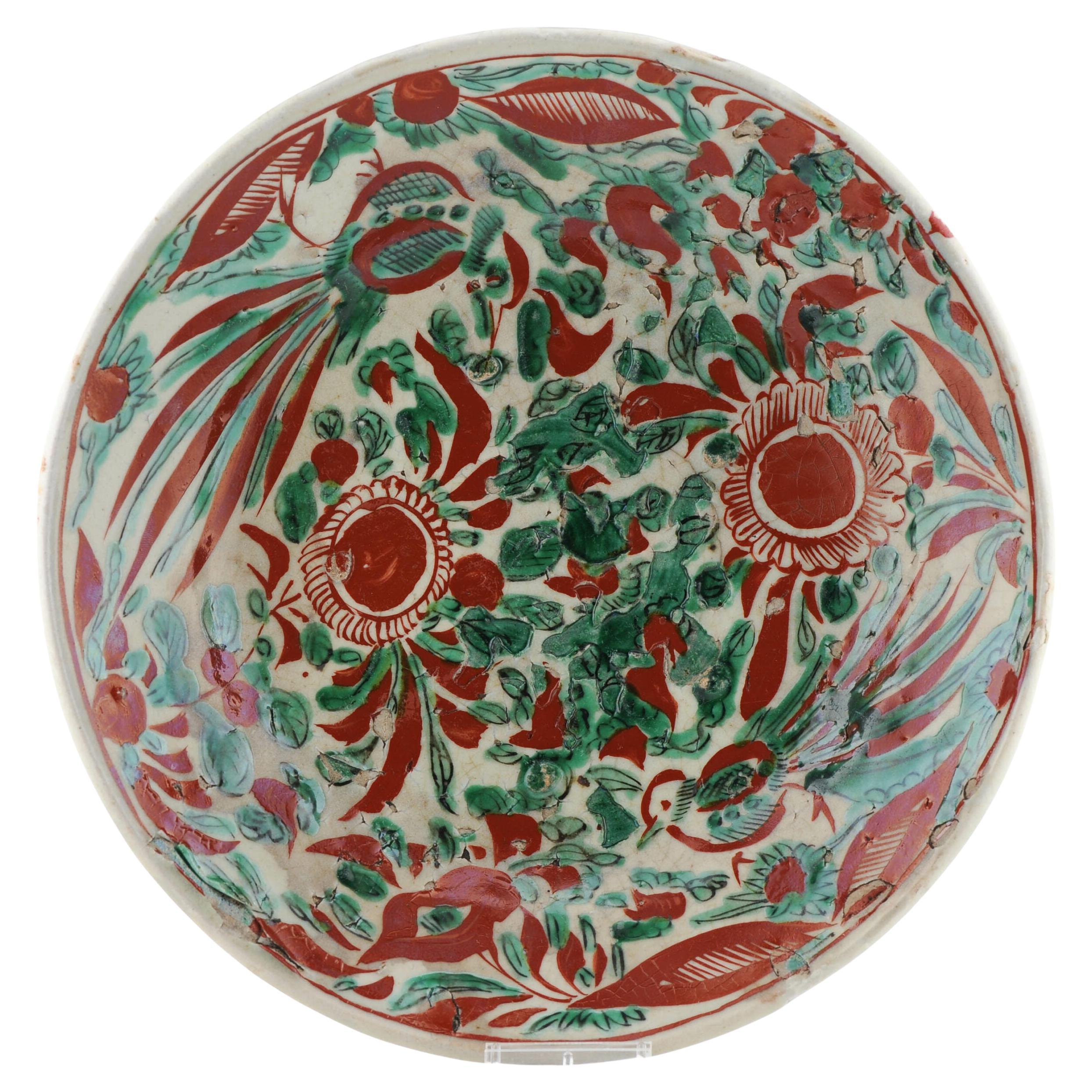 Antiguo Plato de Porcelana China Flor de Swatow y Fenghuang, Siglo XVI-XVII