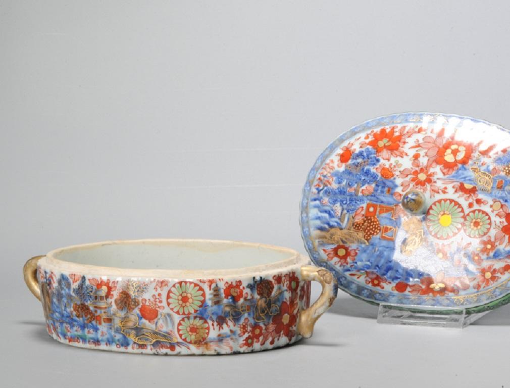 Soupière décorée européenne en porcelaine chinoise ancienne - Paysage polychrome Bon état - En vente à Amsterdam, Noord Holland