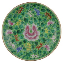 Antike chinesische Porzellan Famille Rose Charger Southeast Asia Bencharong, 18C