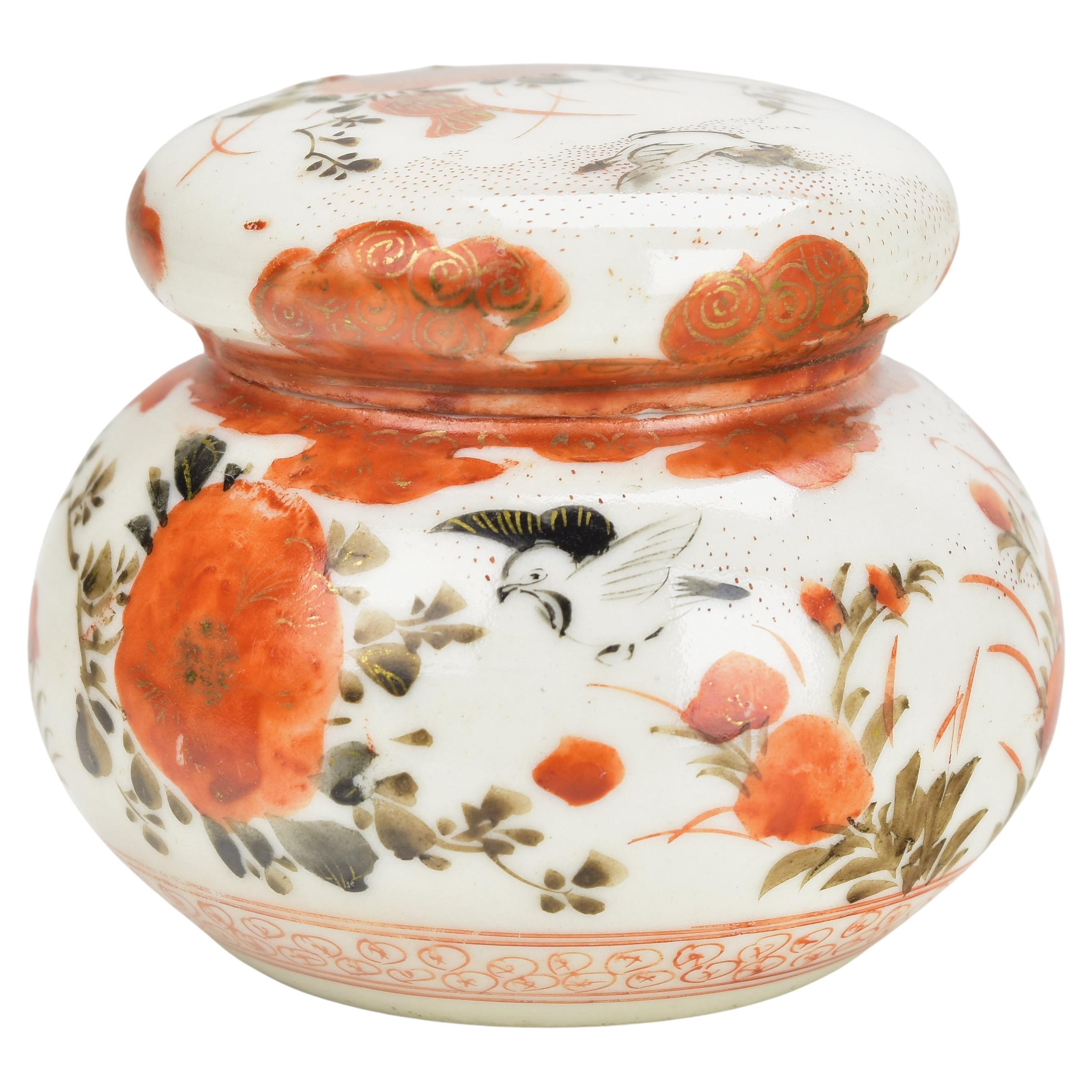 Encrier ancien en porcelaine chinoise Famille Rose Dynastie Qing 19ème siècle