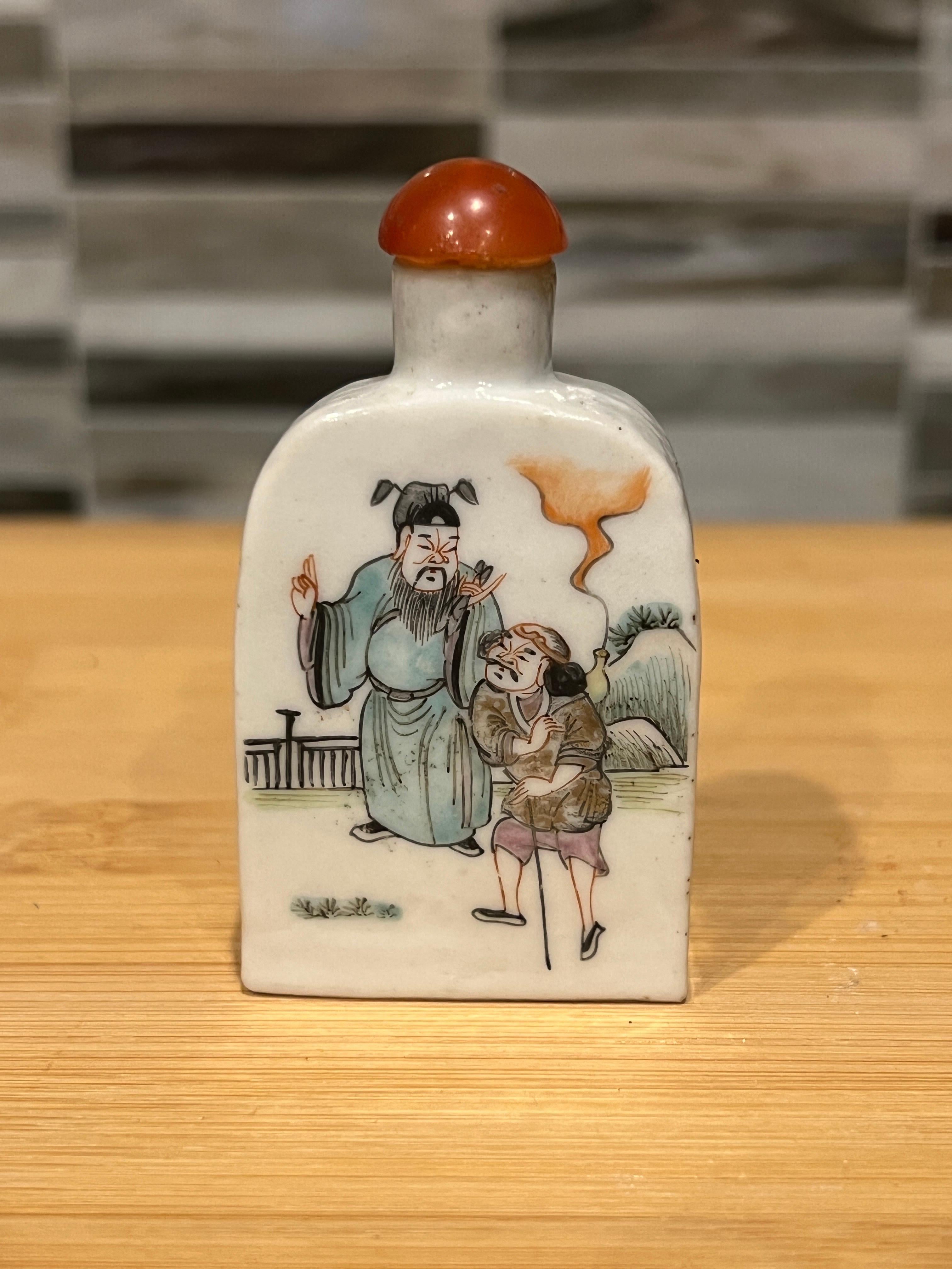 Antique Chinese Porcelain Famille Rose Snuff Bottle - 19th Century or Earlier For Sale 3