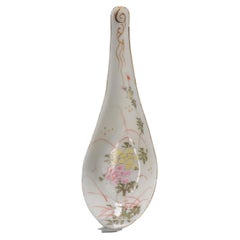 Antique Chinese Porcelain Famille Rose Spoon Canton, China, 19th Century