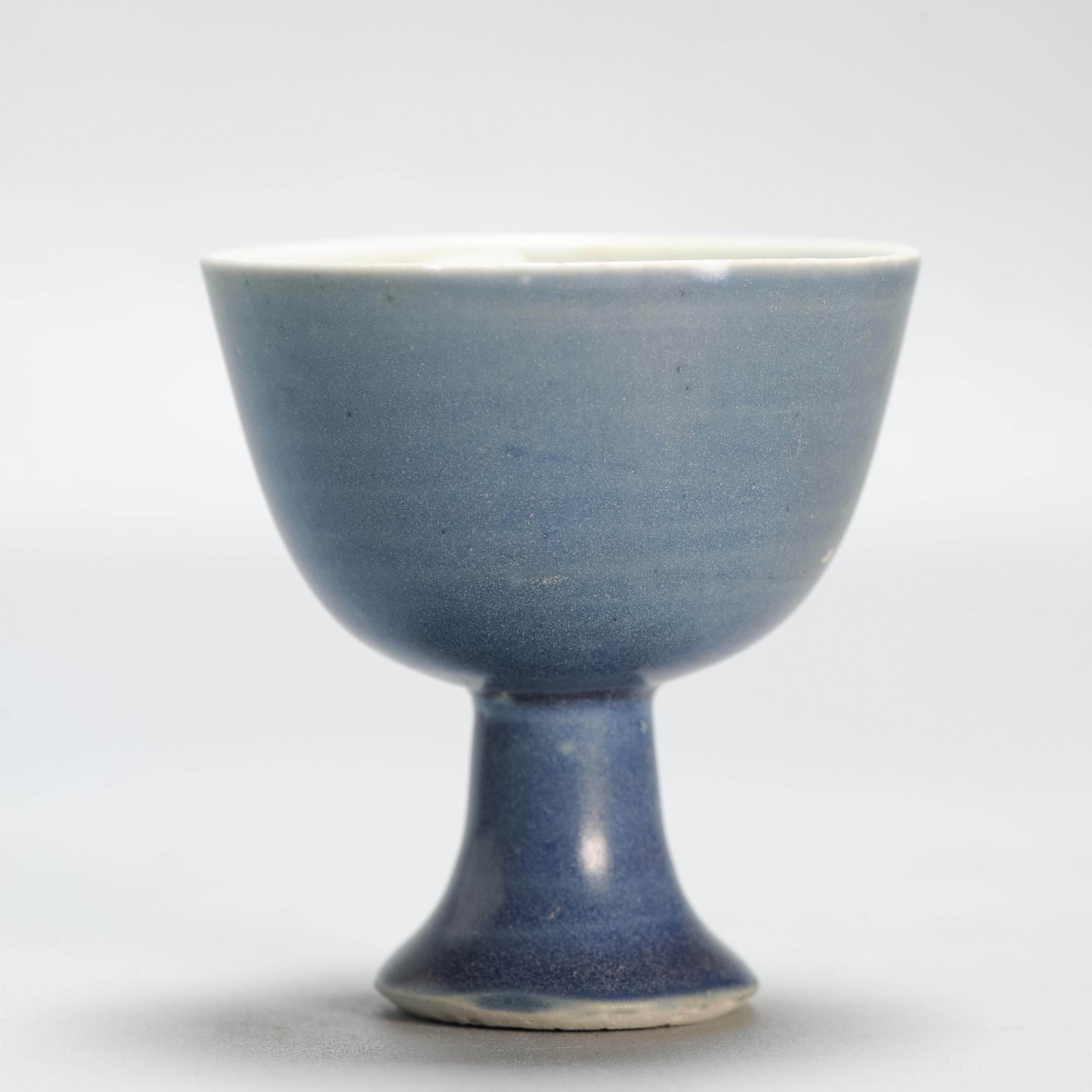 Antique Chinese Porcelain Hatcher Cargo Monochrome Stem cup Powder blue 1