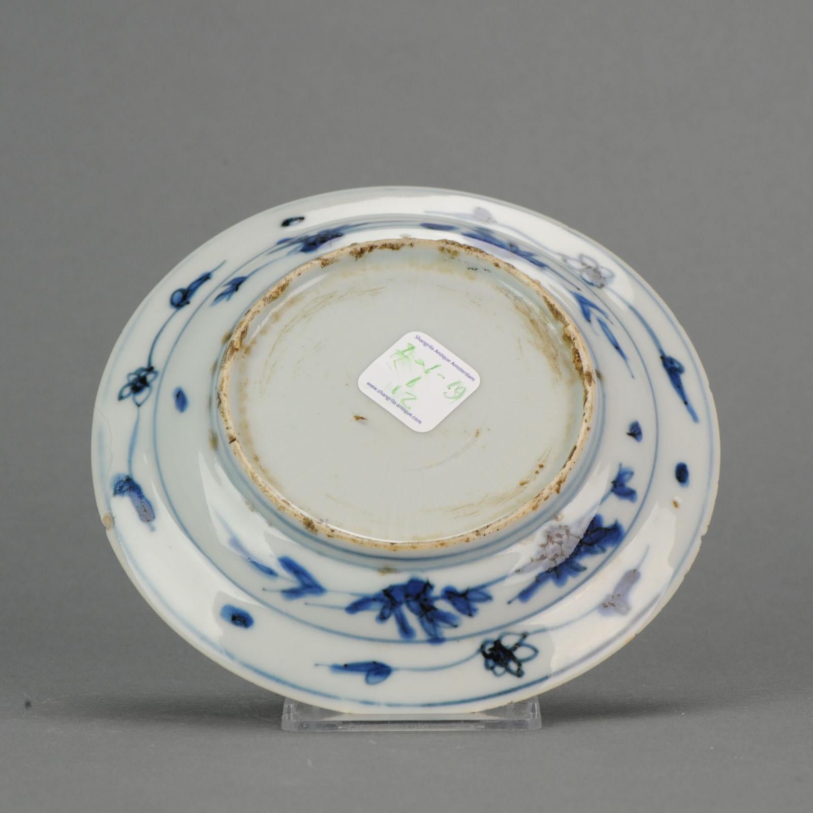 Chinois Ancienne assiette littéraire chinoise Jiajing/Longqing en porcelaine de Chine, vers 1550-1580 en vente